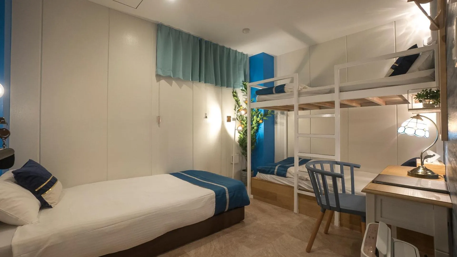 Glamping Tokyo Asakusa 0*,  Japan